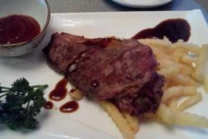 Dining 41 of 44