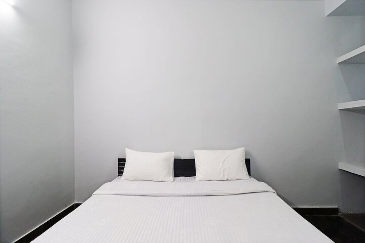 Room 19 of 25