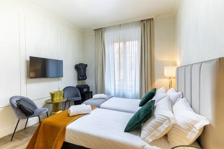 Room 20 of 39