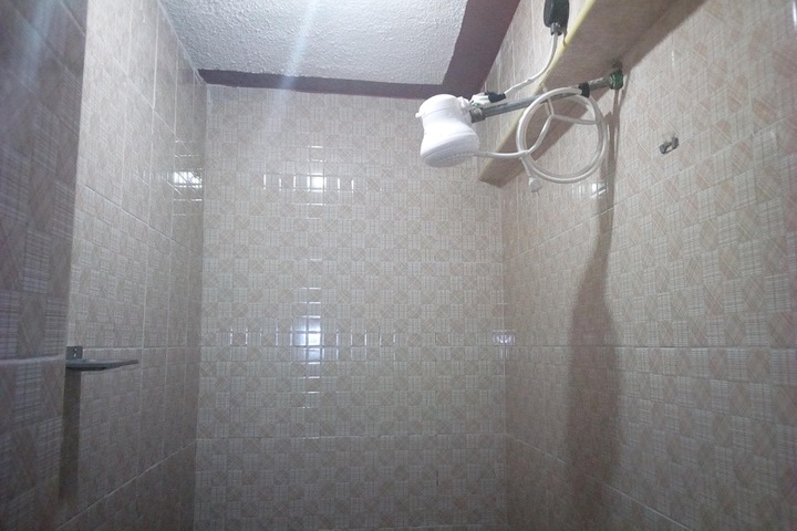 Room 16 of 27