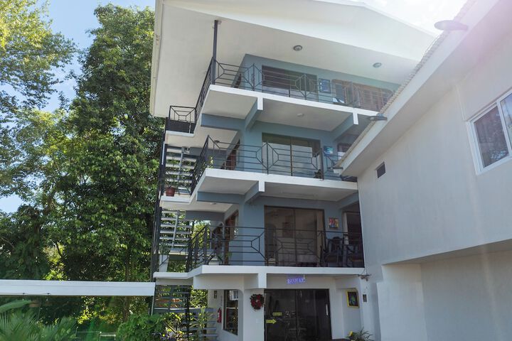 Manuel antonio inn in Quepos