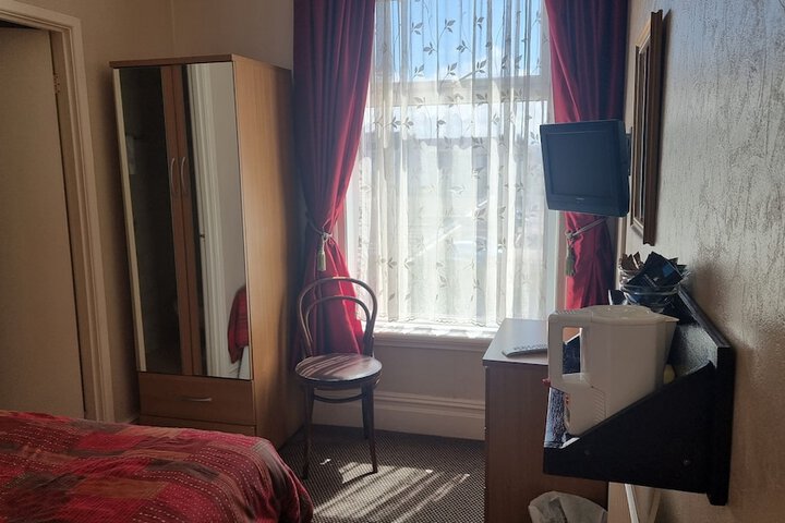 Room 28 of 55