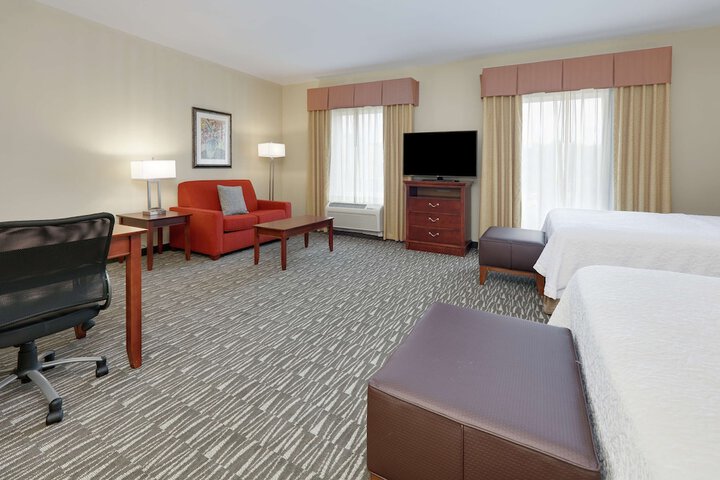 2 Queen Beds (15 of 15)