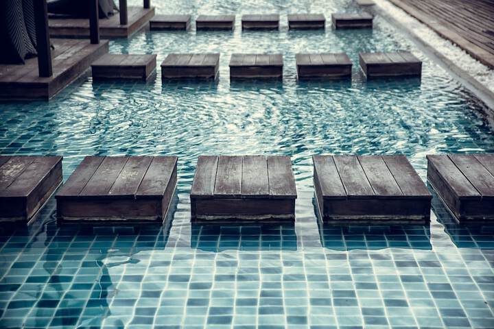 Pools & Facilities
