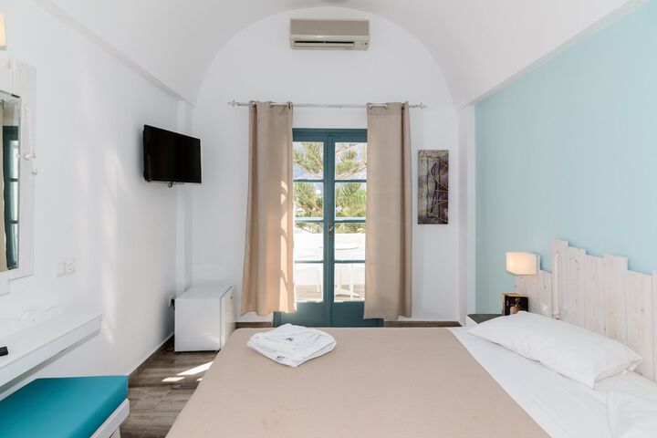 Room 8 of 42