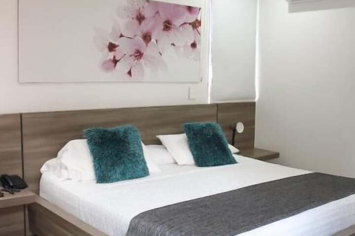 Room 14 of 44