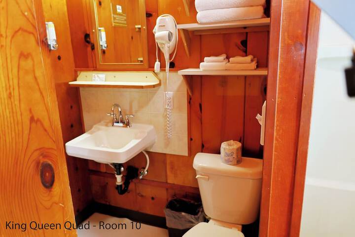 Room 269 of 341