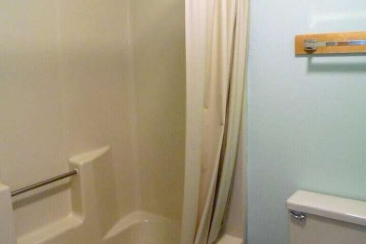 Room 27 of 45
