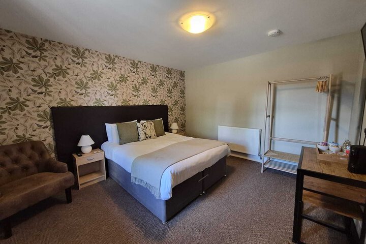 Room 6 of 22