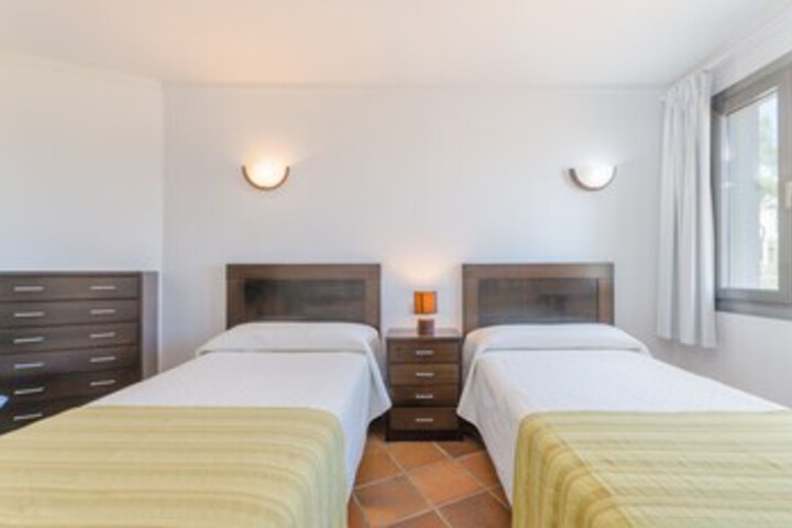 Room 46 of 62