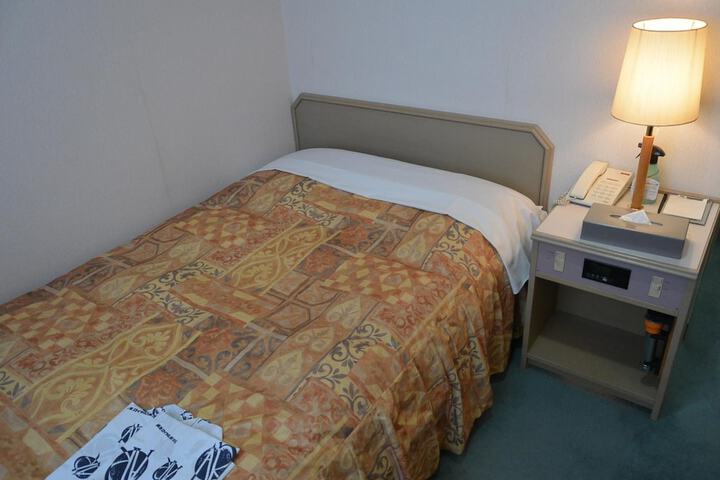 Room 20 of 49