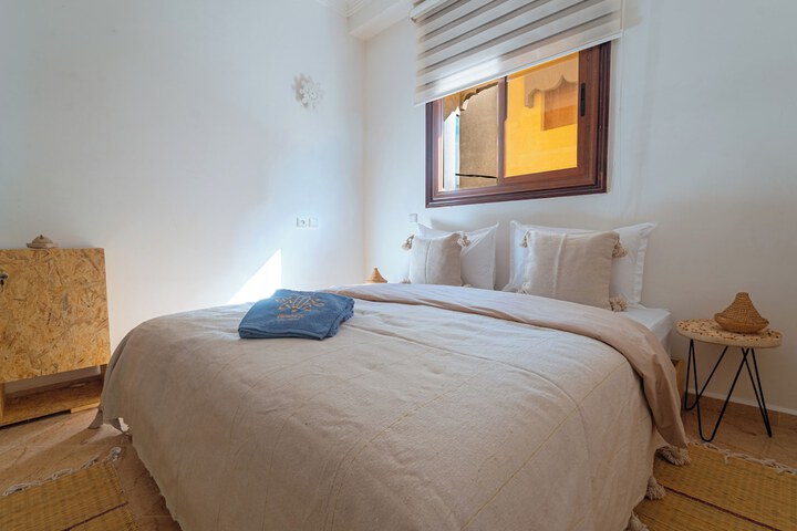 Room 16 of 79