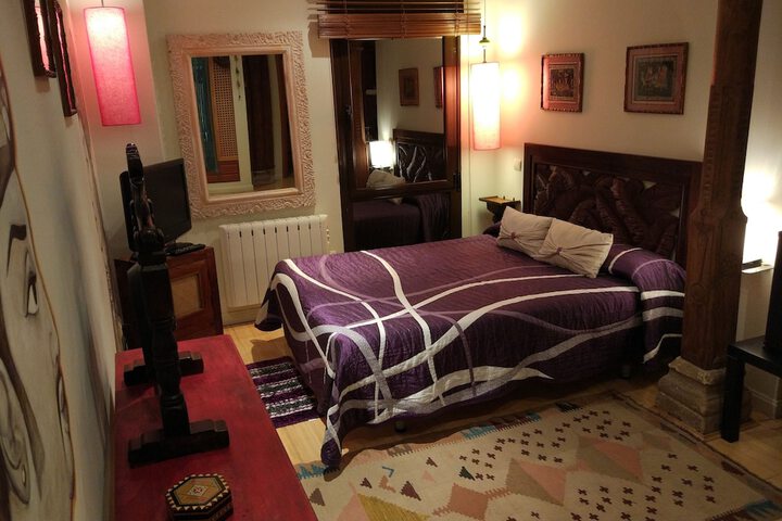 Room 3 of 17