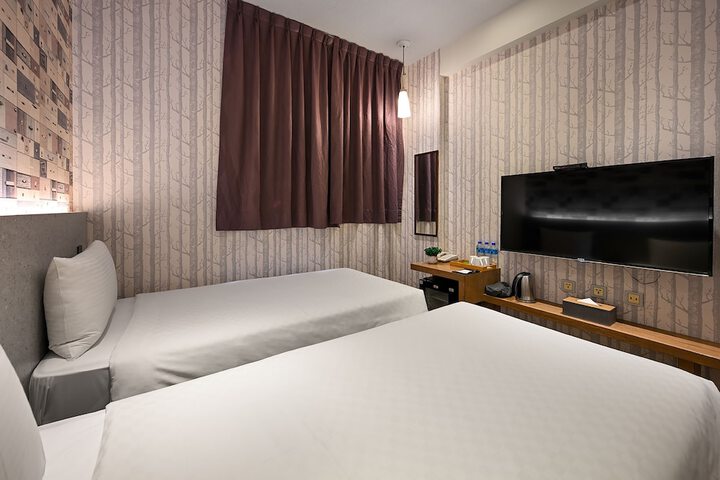 Room 15 of 86