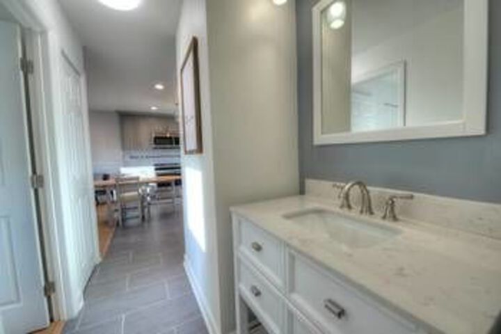 Room 5 of 20