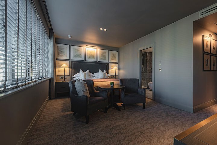 Room 46 of 132