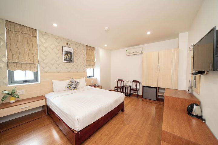 Room 54 of 82