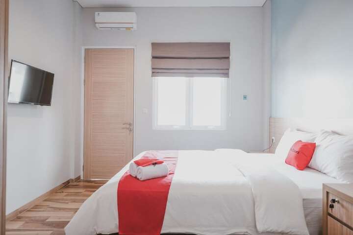 Room 18 of 39