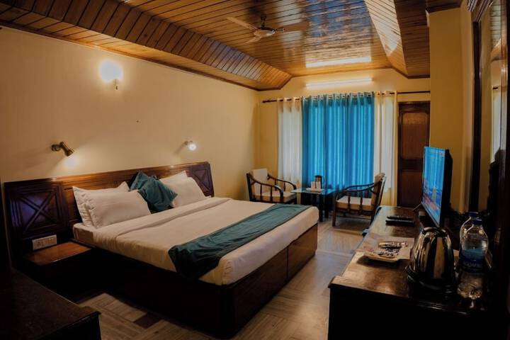 Room 5 of 39
