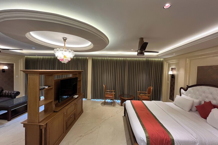 Room 42 of 96