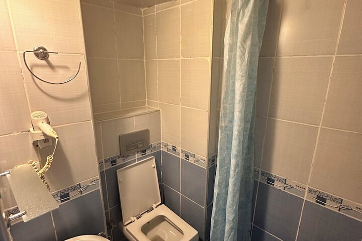 Room 46 of 56