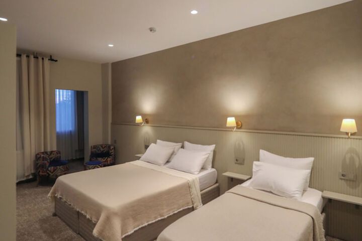 Room 19 of 60
