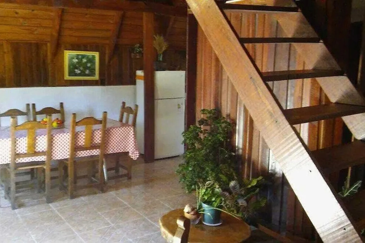 Room 5 of 11
