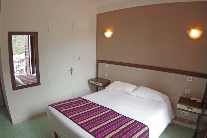 Room 29 of 82