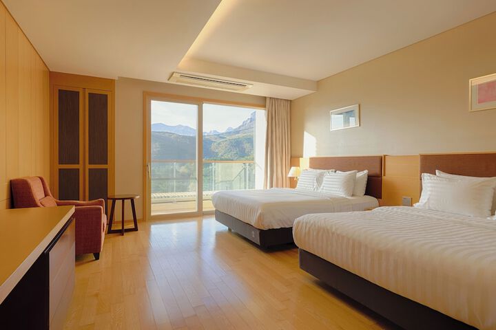 Room 50 of 110