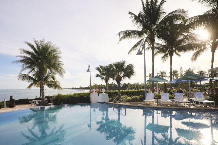 Infinity pool