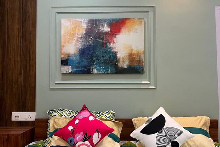 Room 16 of 25