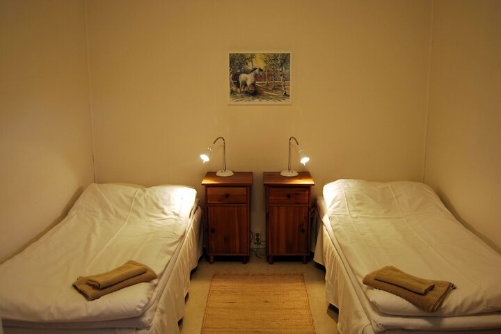 Room 3 of 62
