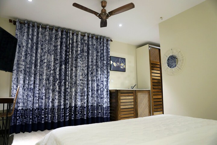 Room 5 of 22