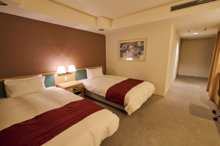 Room 18 of 60