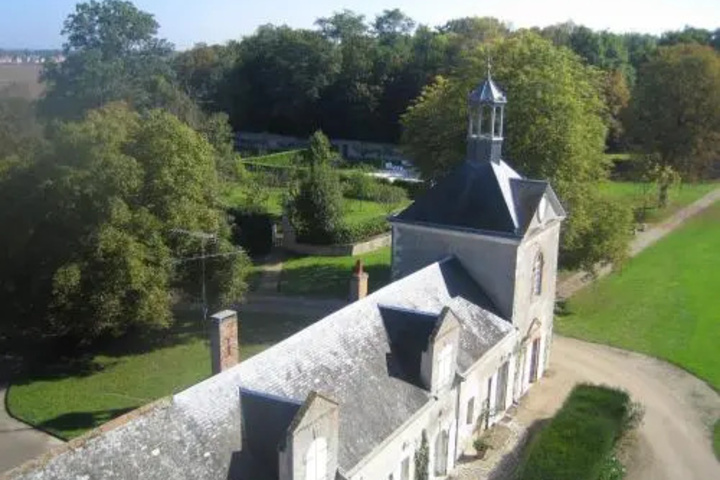 Château De Champvallins