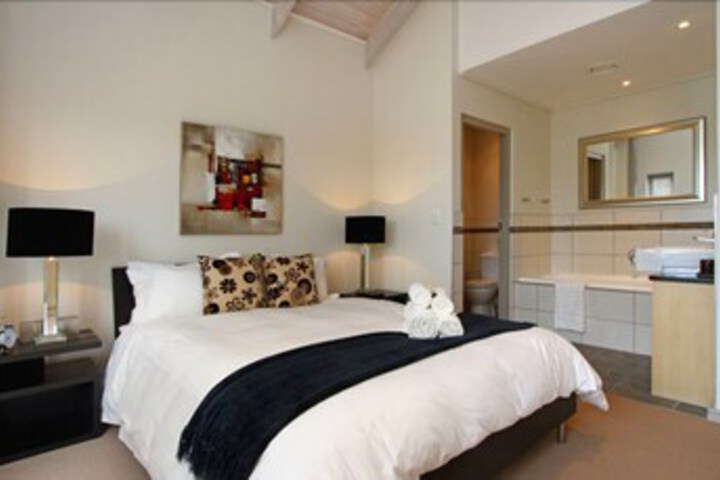 Room 8 of 21