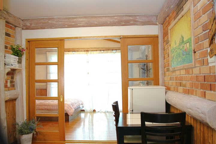 Room 14 of 37