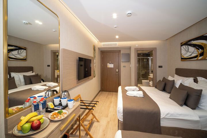 Room 97 of 170