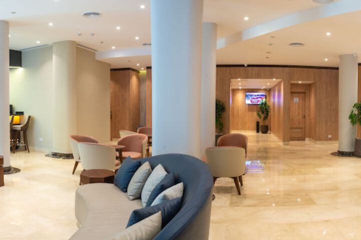 Hotel Lobby