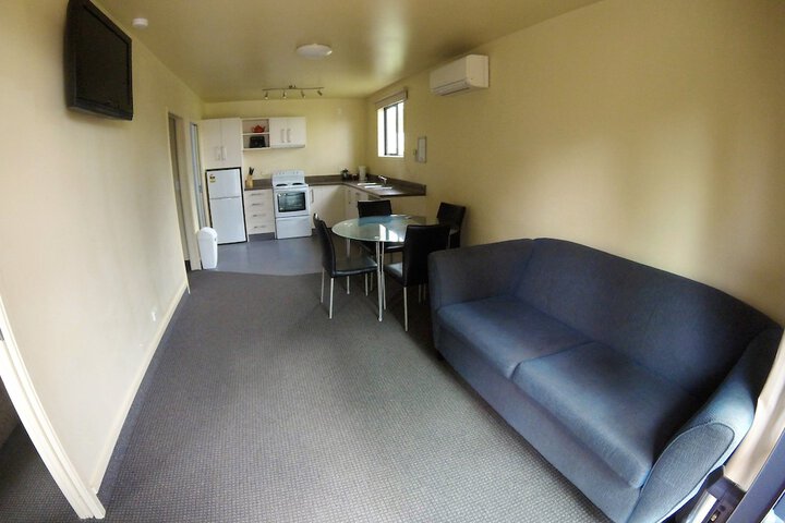 Room 7 of 133
