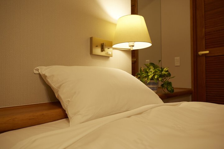 Room 14 of 65