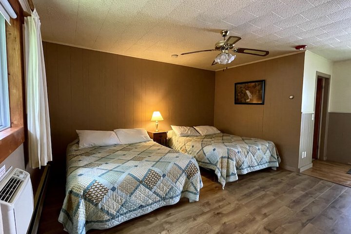 Room 27 of 37