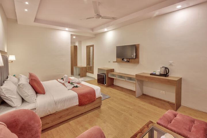 Room 5 of 29