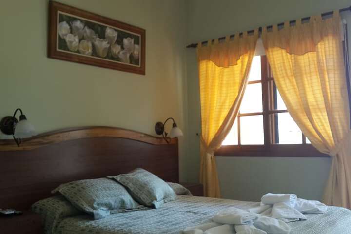 Room 3 of 95