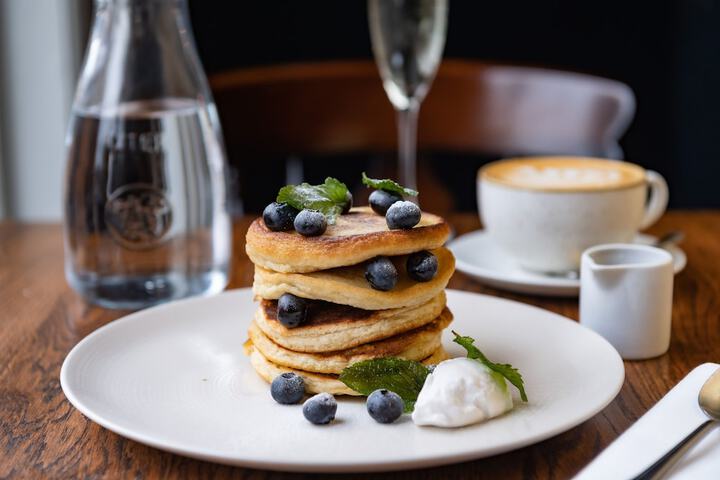 Breakfast/Coffee Service 17 of 23