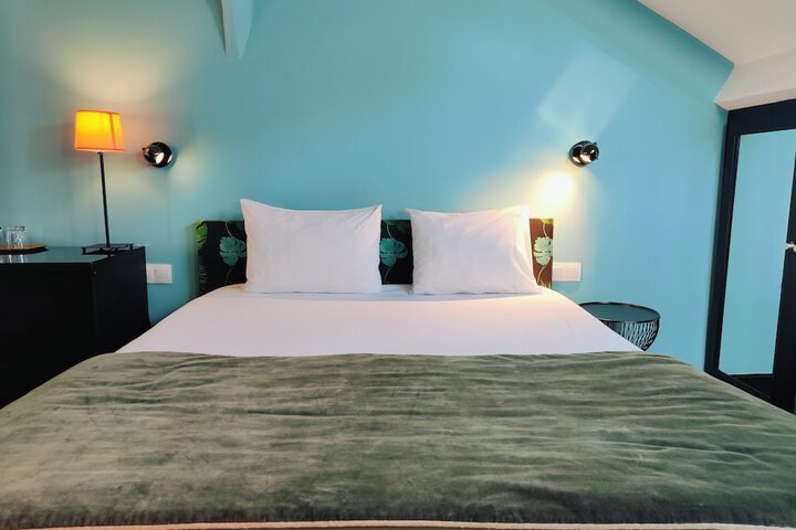 Room 36 of 74