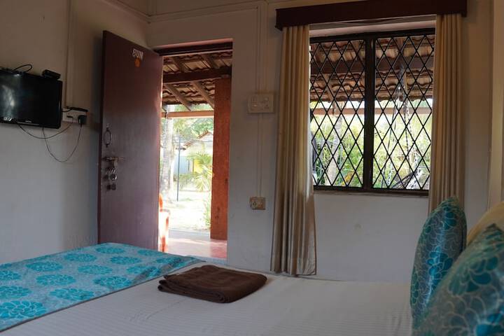 Room 13 of 68