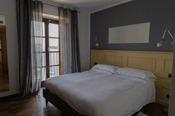 Room 16 of 58