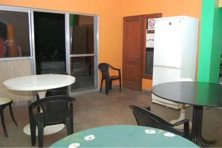 Room 5 of 25