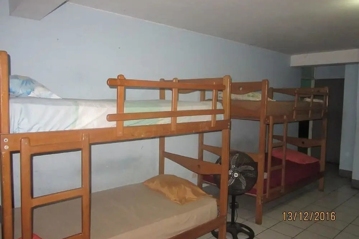 Room 3 of 9